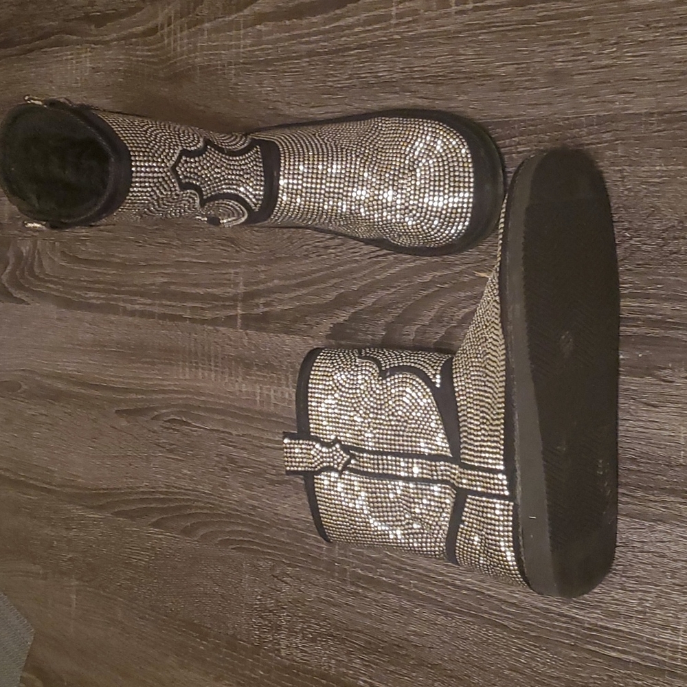 Glam boots